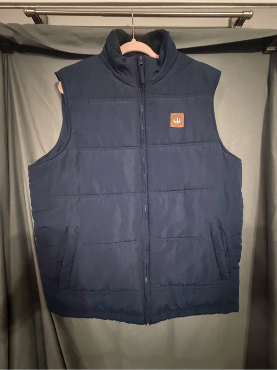 Field & Stream Other - Field & Stream Navy Quilted Insulated Vest with Chest Patch